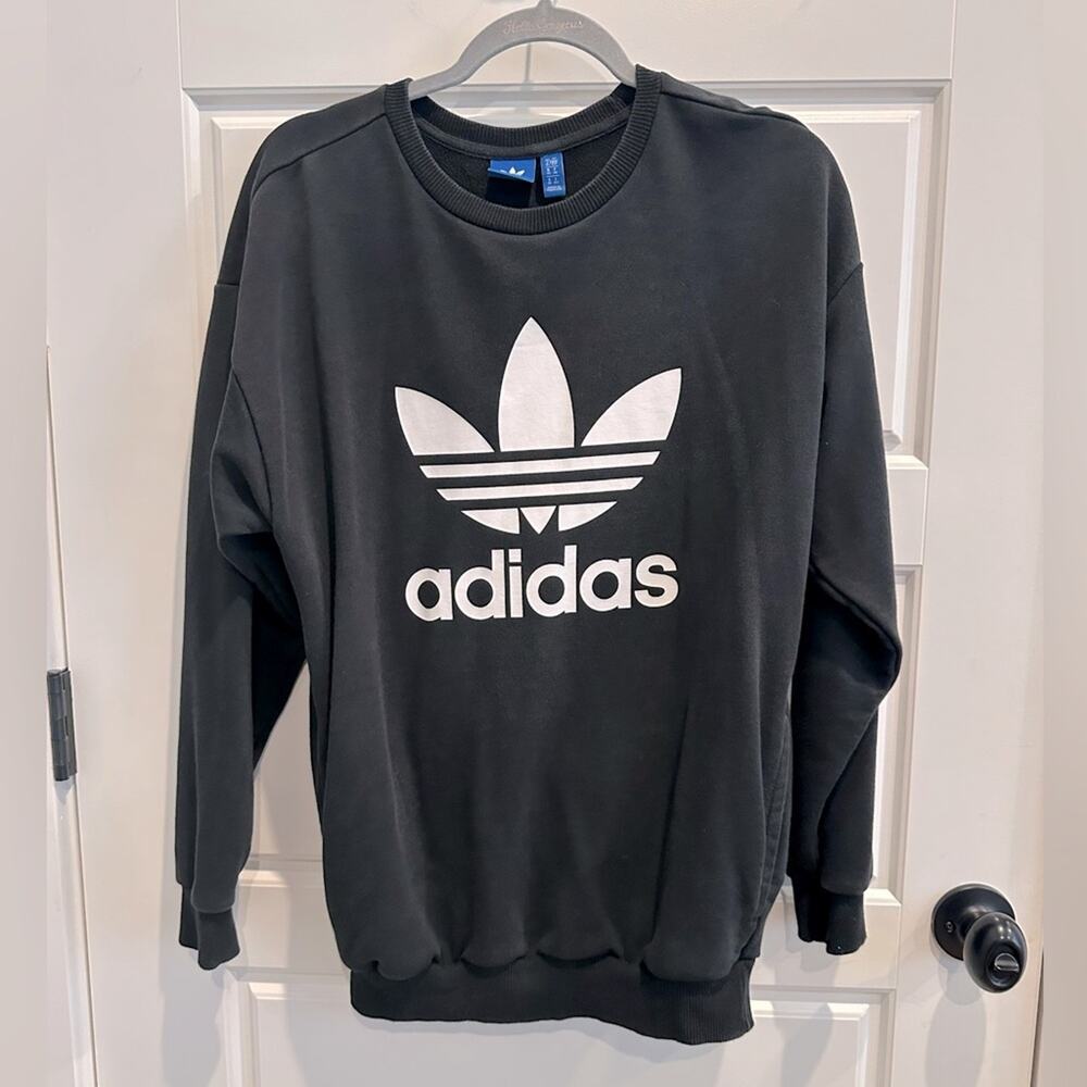 Adidas Small Logo Crewneck Pullover Sweatshirt Pockets Sporty Athleisure